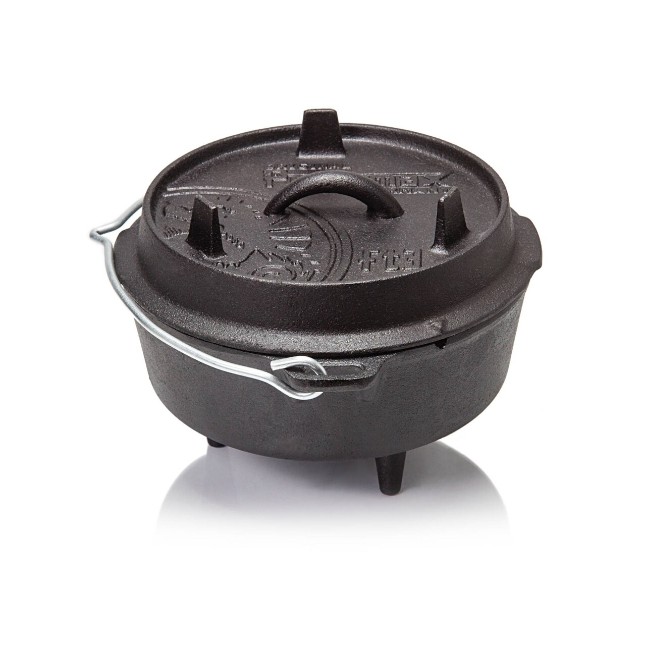 Petromax Cast Iron Dutch Oven for Cooking or Baking Outdoors Over a Campfire or in the Home Kitchen, Pre-Seasoned Cookware Conducts Heat Evenly, 3 Legs